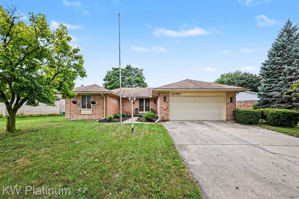 43957 SOUTHAMPTON DR, CANTON, MI 48187 - Image e14dd44ecf4d629d58ae26347da88a8a/1563336891