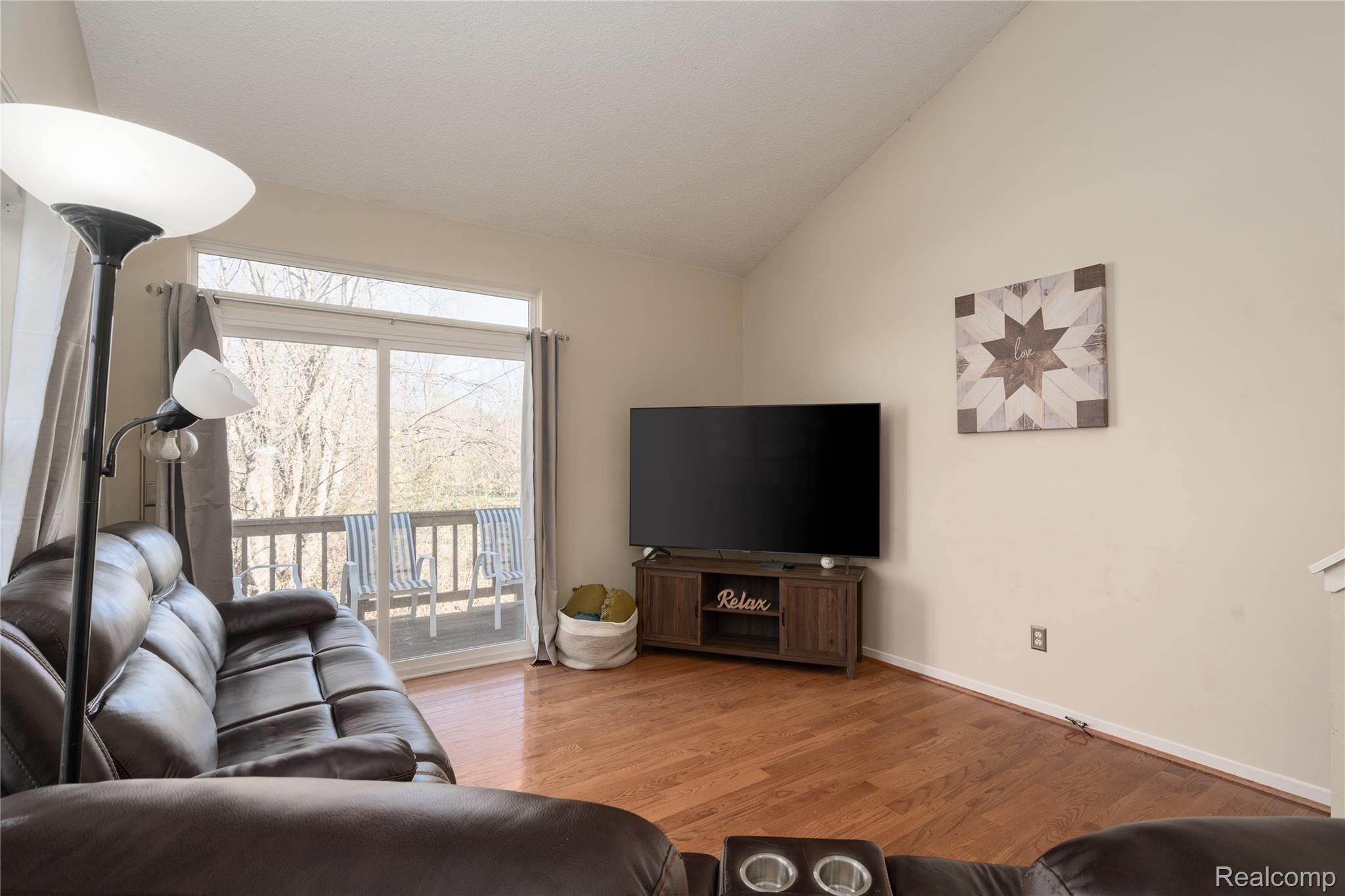 41820 Independence Drive