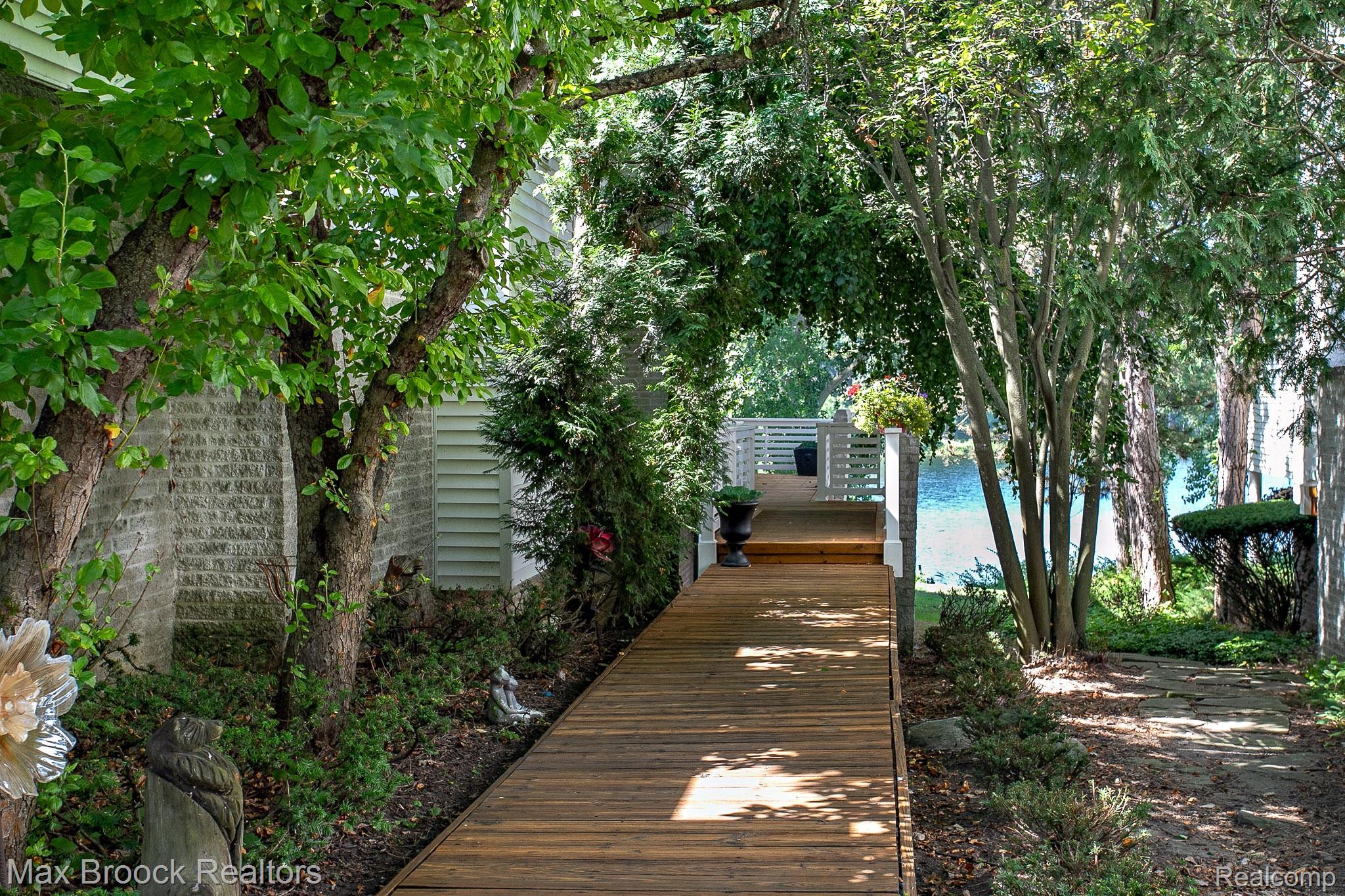 1777 Alexander Drive