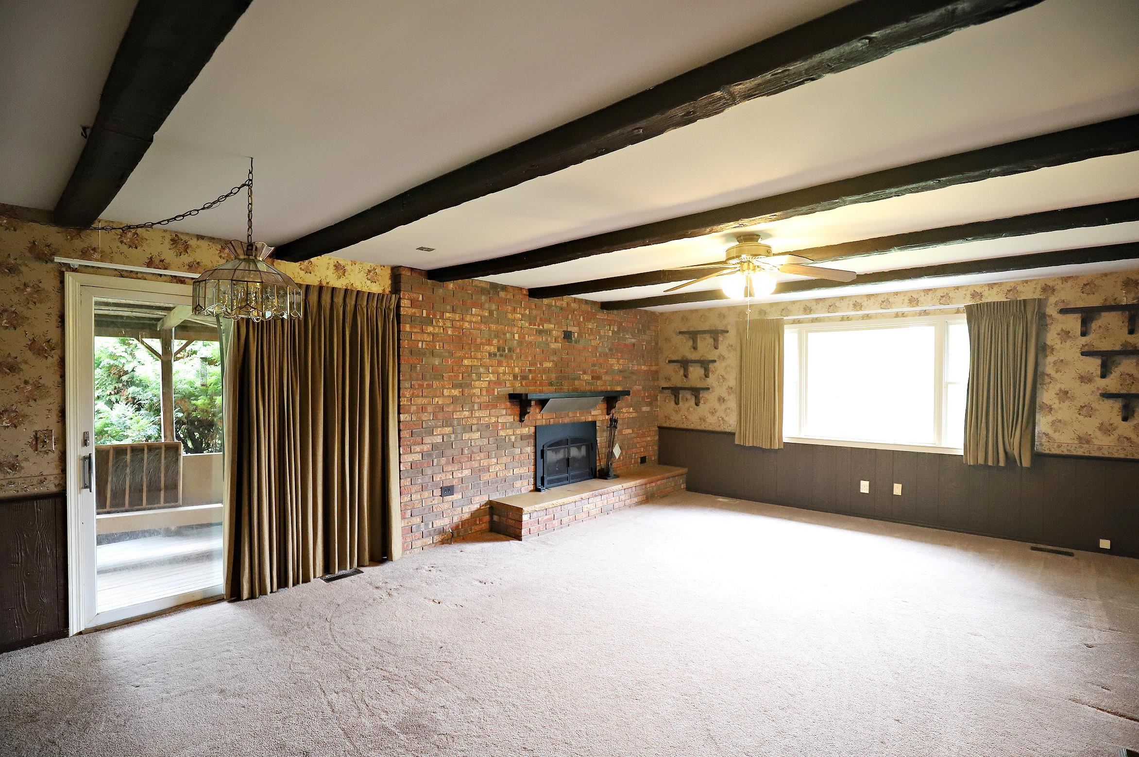 4042 W Farrand Road