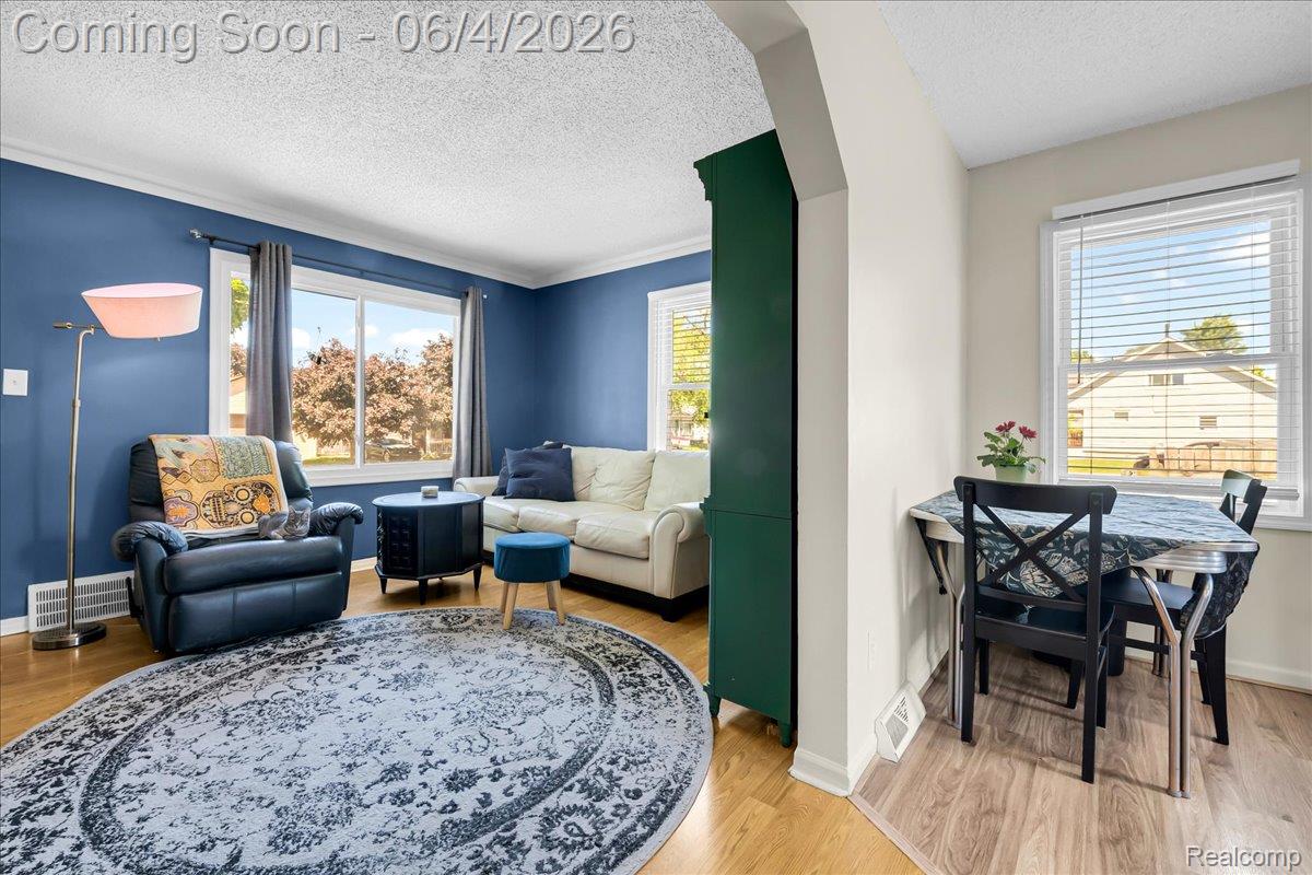 63 W Mahan Avenue