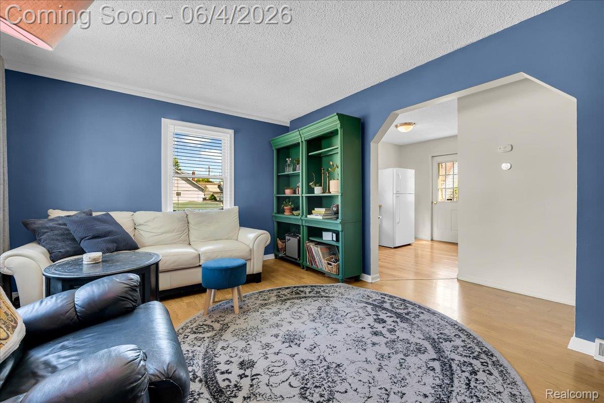63 W Mahan Avenue