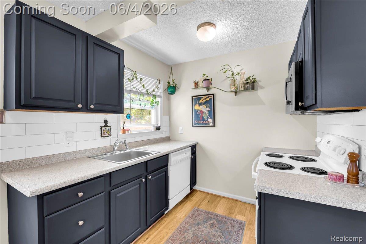 63 W Mahan Avenue