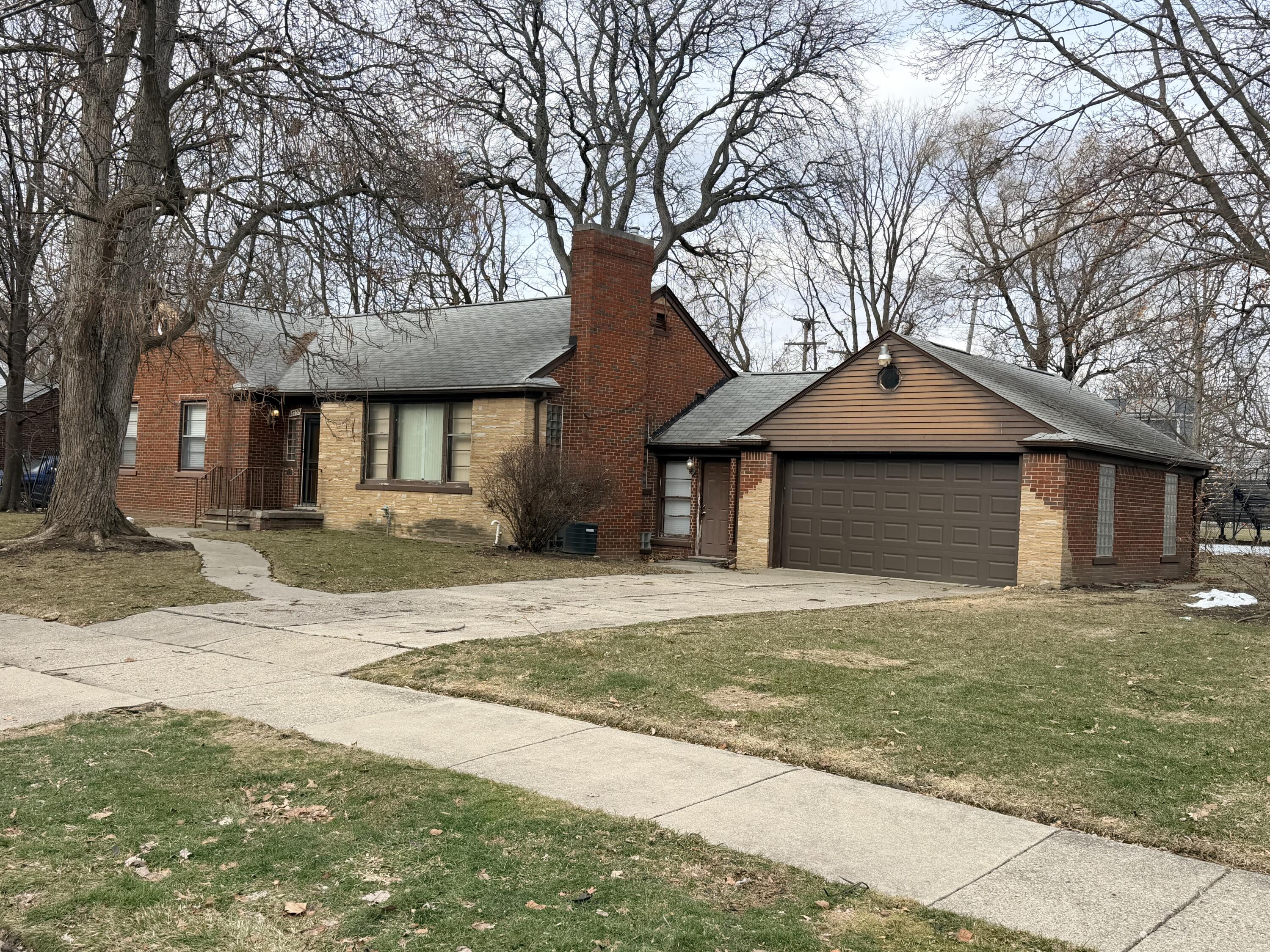 18759 Huntington Avenue