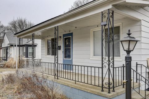 1636 W Troy Street Ferndale City MI 48220