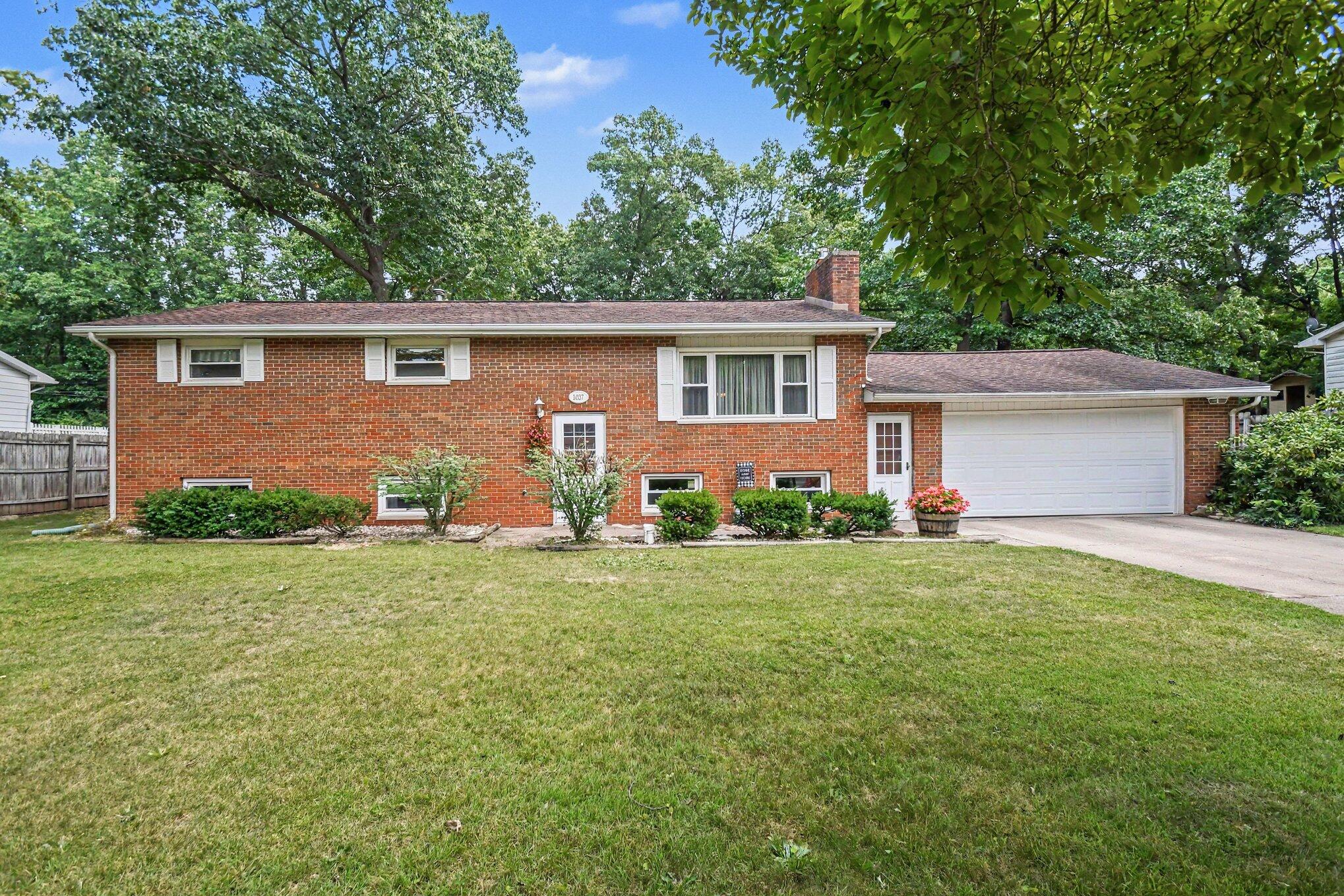 3037 S 13th Street
