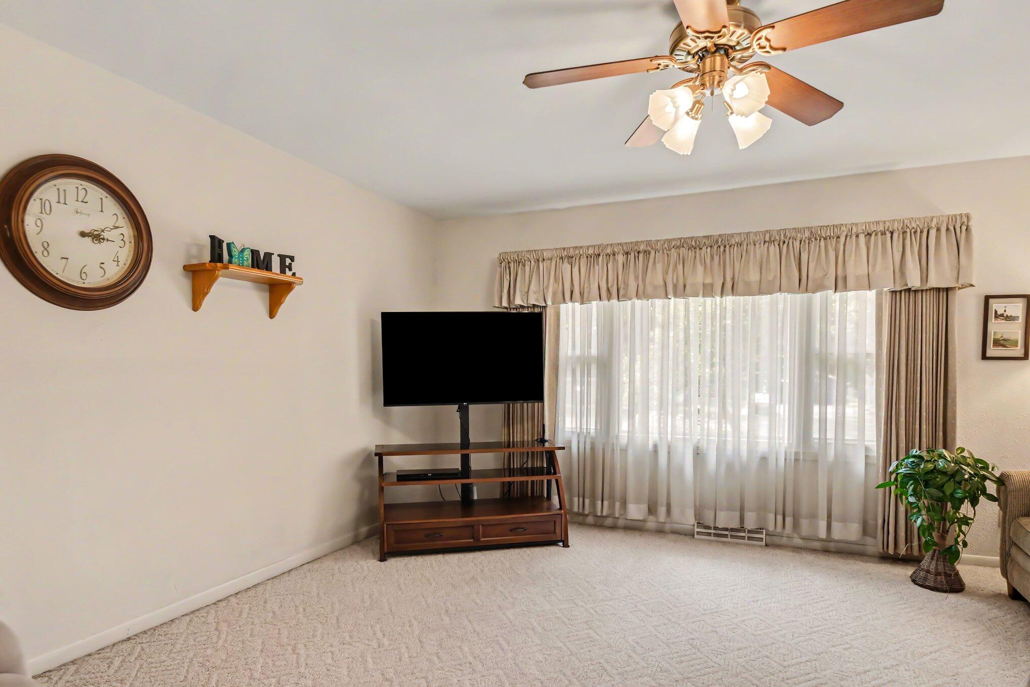 3037 S 13th Street