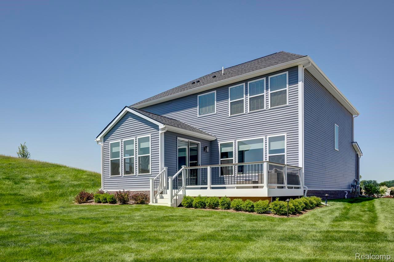 2400 Provencal Dr. Drive