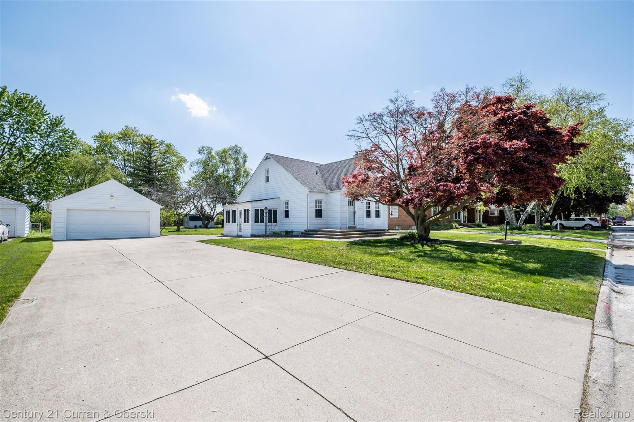 11700 Farley