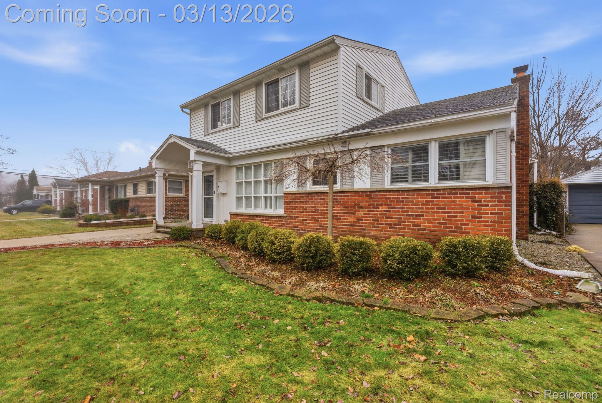 22948 Lingemann Street