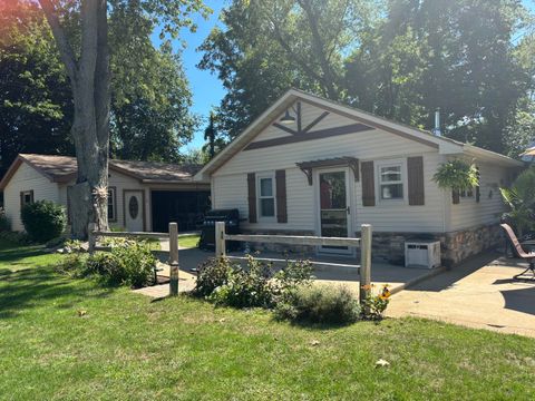 Tiny photo for 50389 E Lake Shore Drive, Silver Creek Township, MI 49047 (MLS # 69026005975)