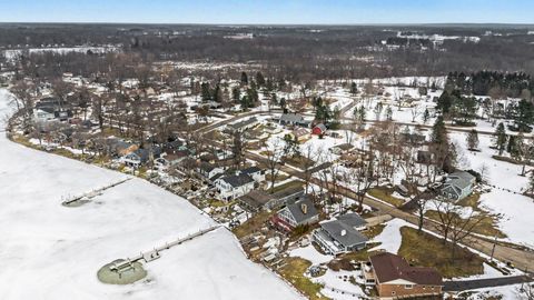 Tiny photo for 50389 E Lake Shore Drive, Silver Creek Township, MI 49047 (MLS # 69026005975)