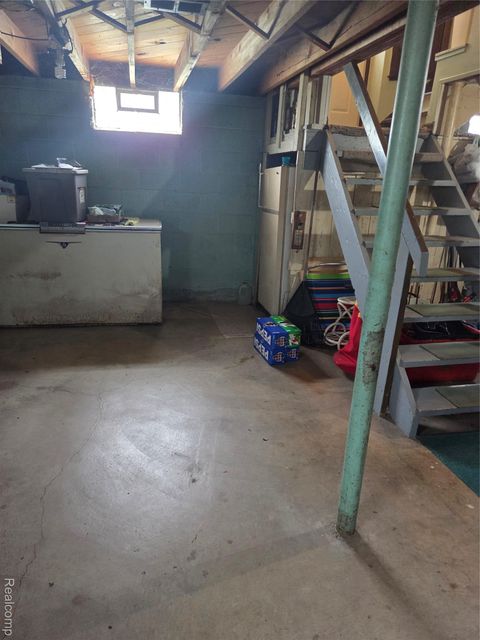 Tiny photo for 17980 Wexford Street, Roseville City, MI 48066 (MLS # 20251034266)