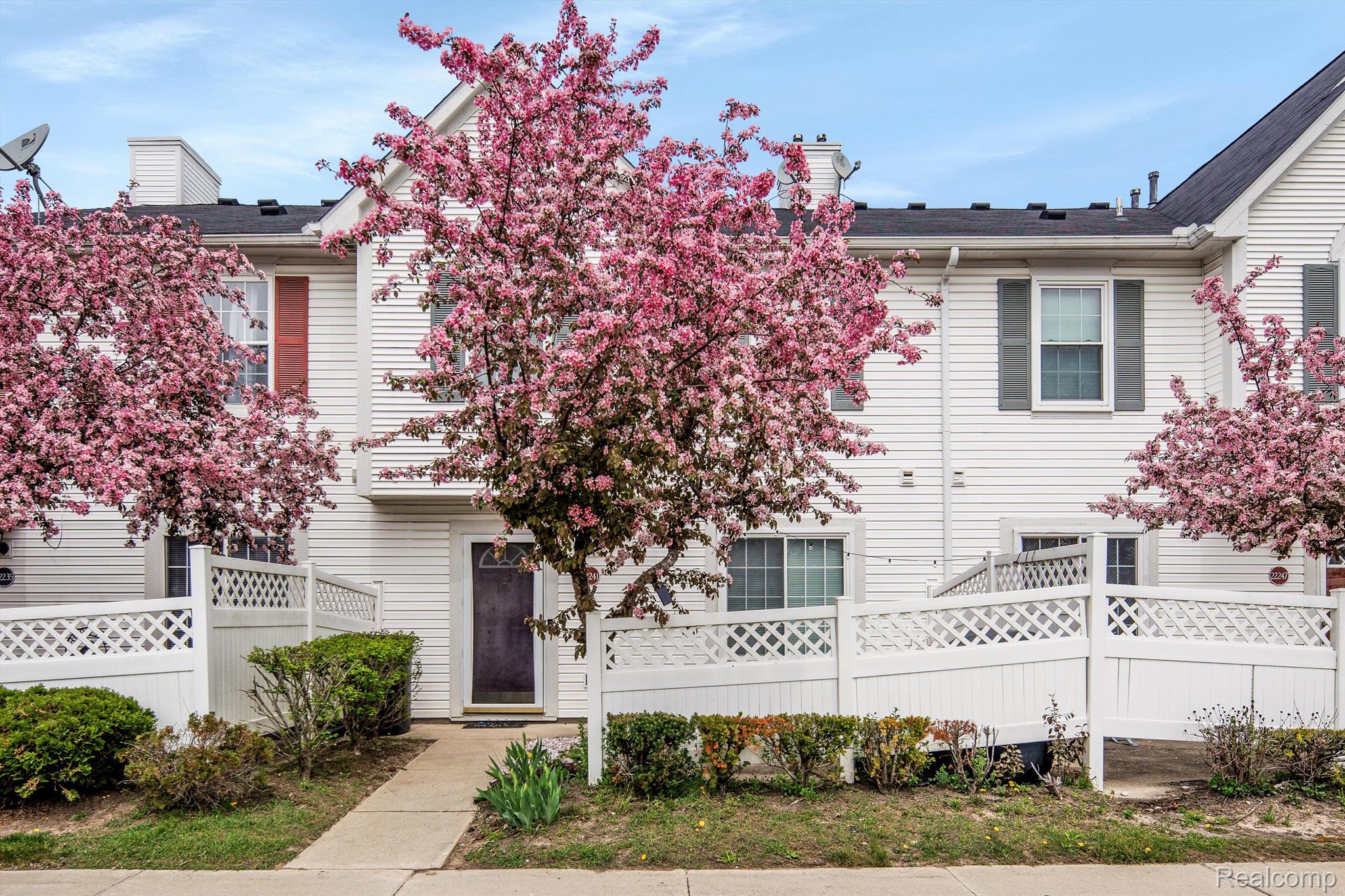 22241 ATLANTIC POINTE