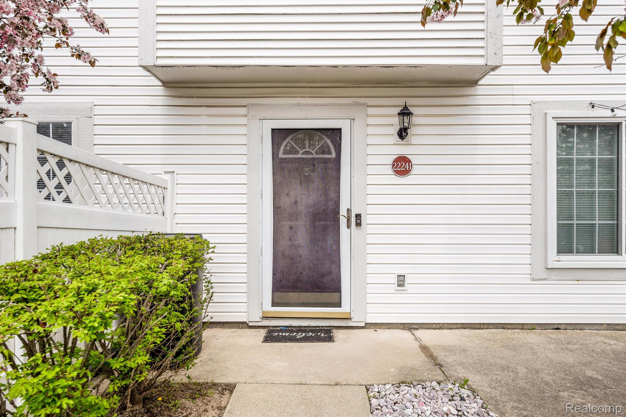 22241 ATLANTIC POINTE