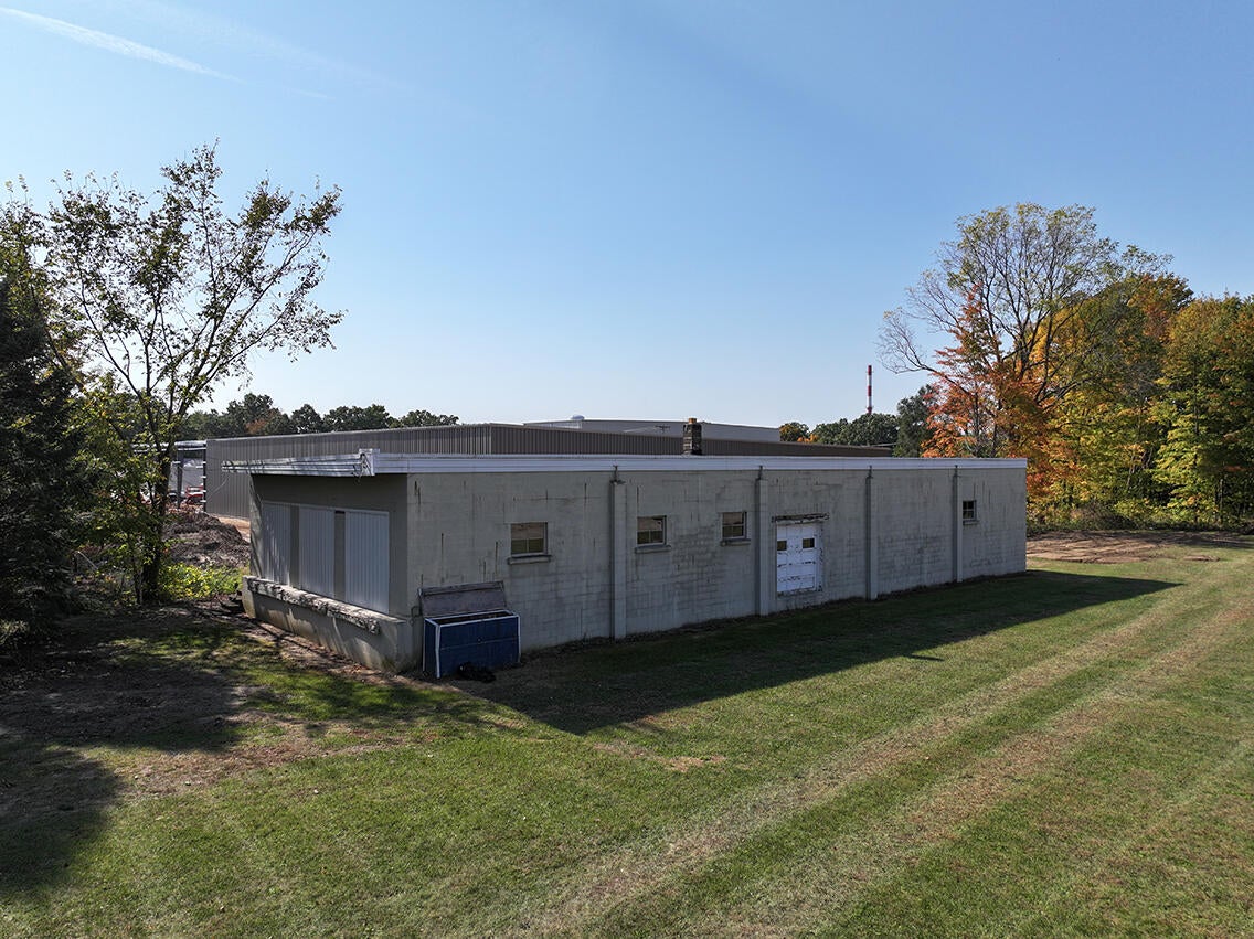 57582 N Main Street