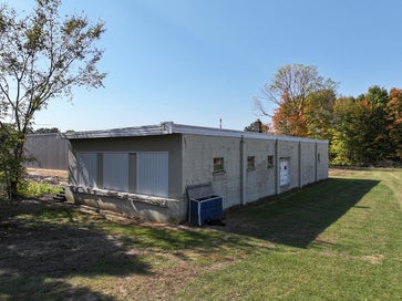 57582 N Main Street Lockport Township MI 49093