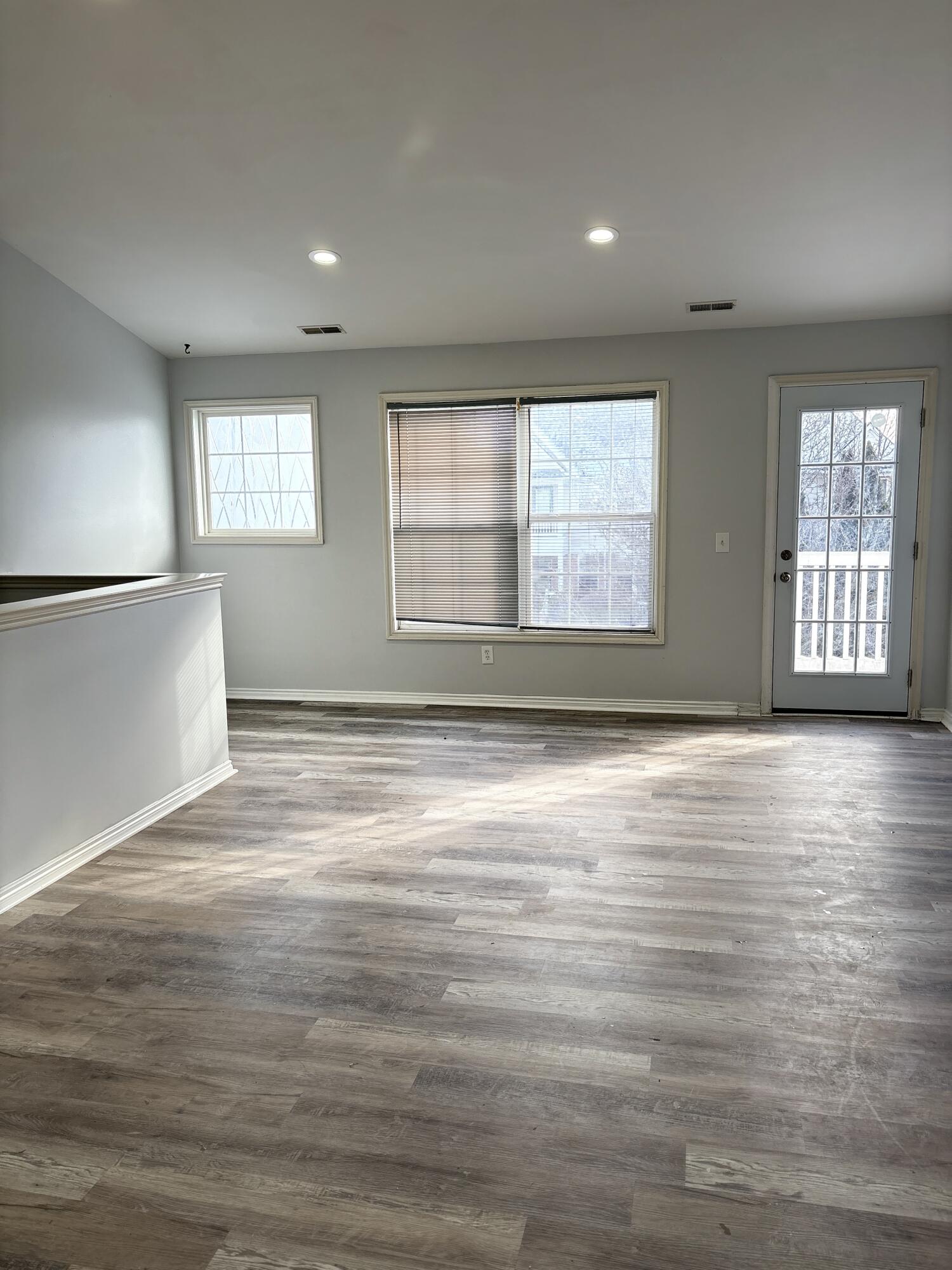 13335 St Ervin Avenue 21