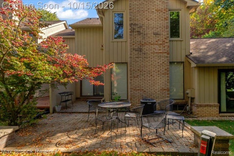 Tiny photo for 1168 Glenpointe Court, Bloomfield Charter Township, MI 48304 (MLS # 20261082952)