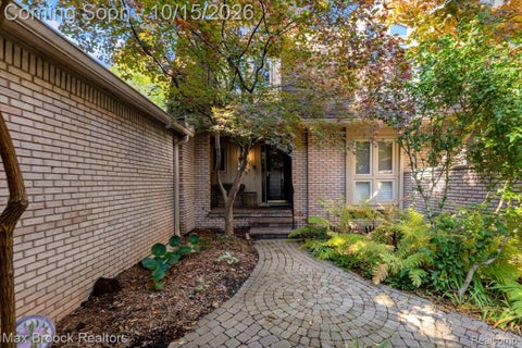 Tiny photo for 1168 Glenpointe Court, Bloomfield Charter Township, MI 48304 (MLS # 20261082952)