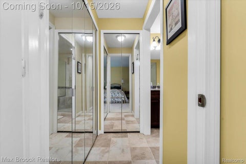 Tiny photo for 1168 Glenpointe Court, Bloomfield Charter Township, MI 48304 (MLS # 20261082952)