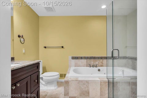 Tiny photo for 1168 Glenpointe Court, Bloomfield Charter Township, MI 48304 (MLS # 20261082952)
