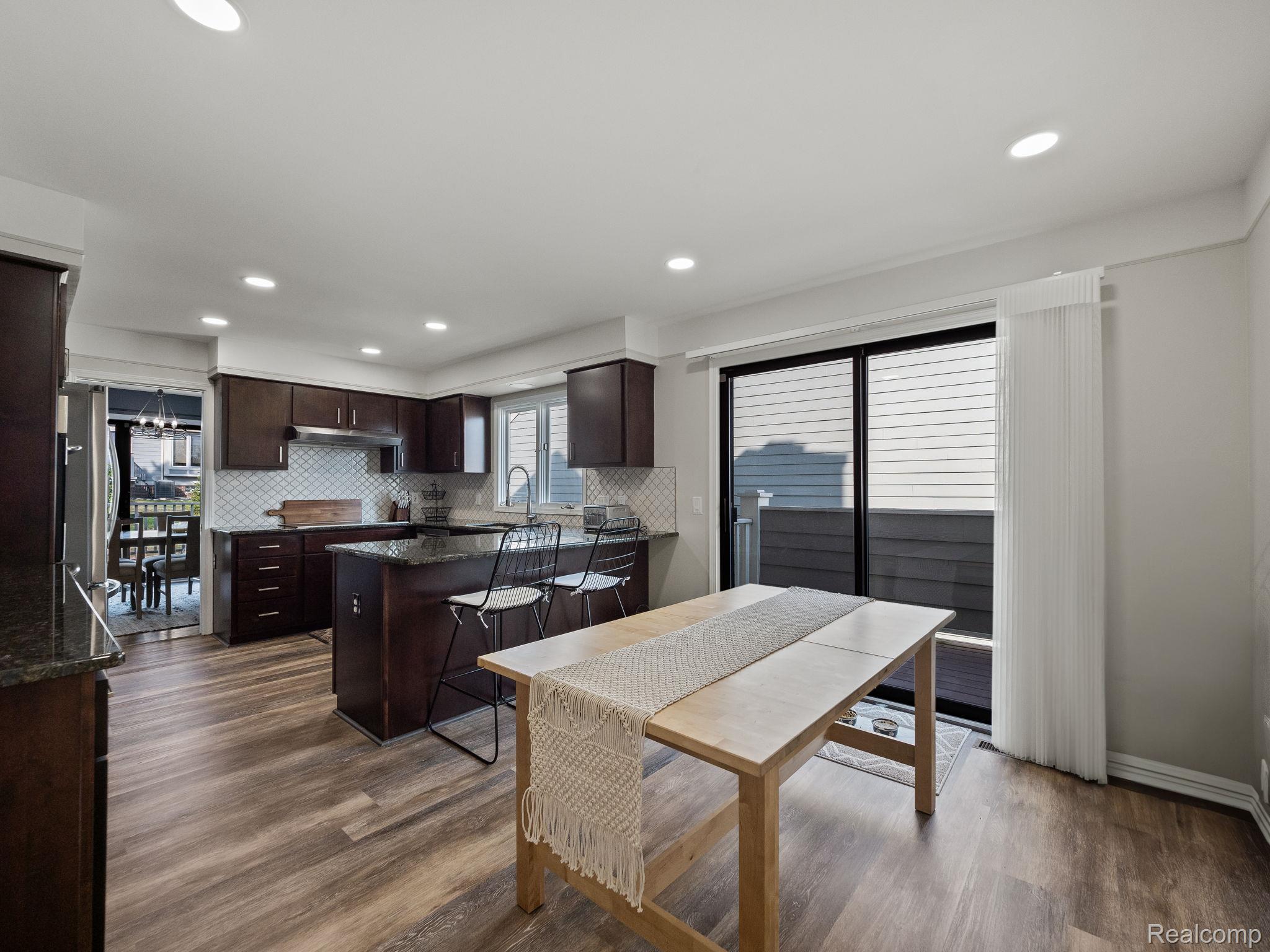 2470 Inglehill Pointe
