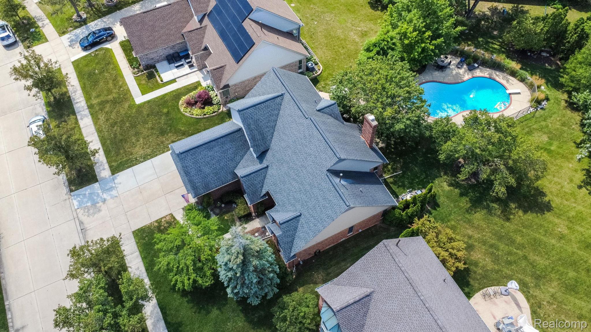 Canton Charter Township, Michigan 48188, United States, 4 Bedrooms Bedrooms, ,4 BathroomsBathrooms,Residential,Active,192250