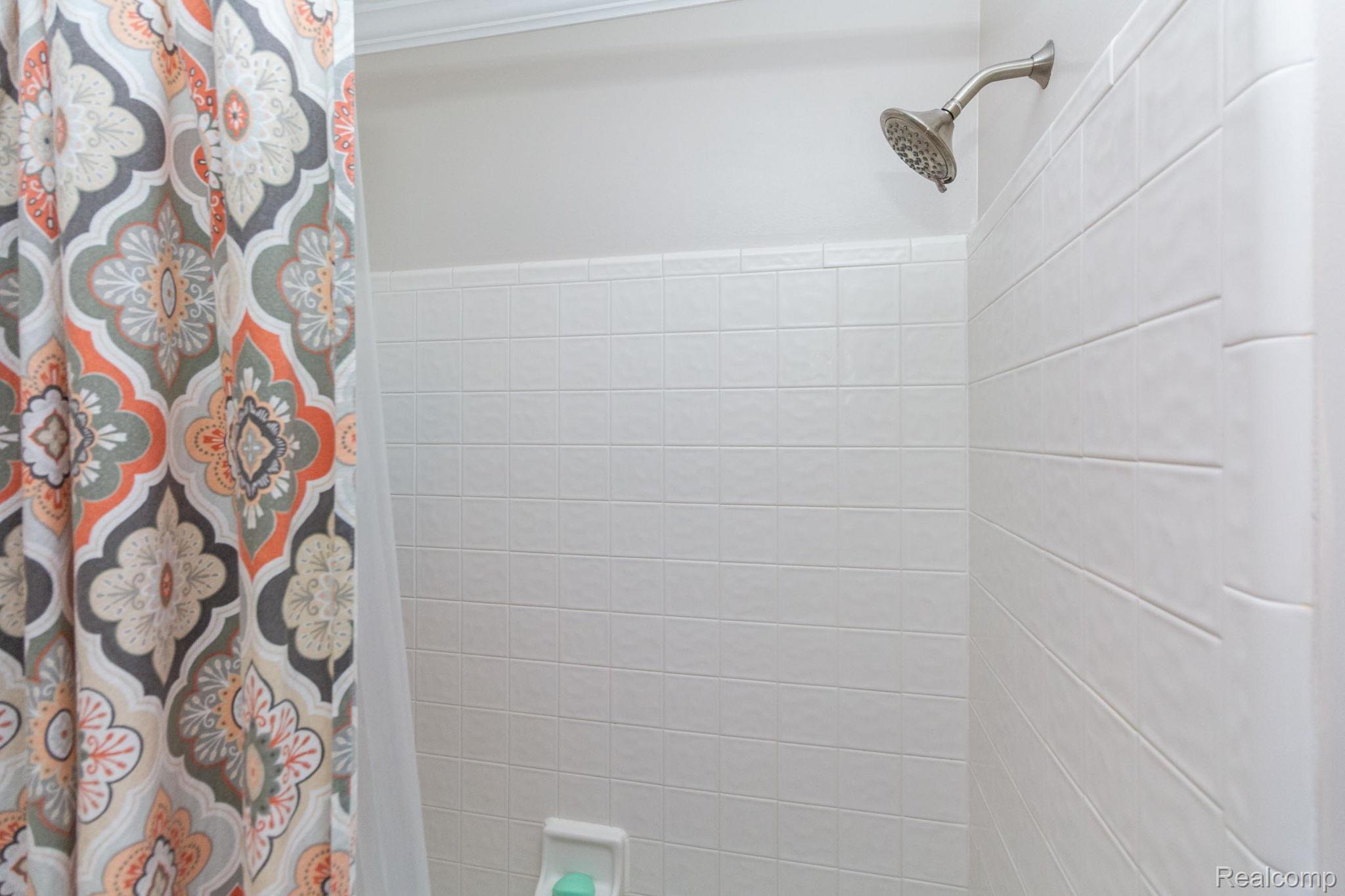 Canton Charter Township, Michigan 48188, United States, 4 Bedrooms Bedrooms, ,4 BathroomsBathrooms,Residential,Active,192250