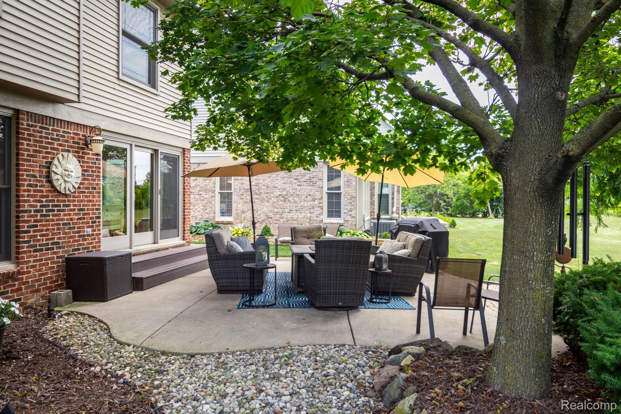 Canton Charter Township, Michigan 48188, United States, 4 Bedrooms Bedrooms, ,4 BathroomsBathrooms,Residential,Active,192250