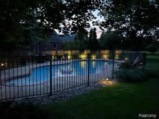 Canton Charter Township, Michigan 48188, United States, 4 Bedrooms Bedrooms, ,4 BathroomsBathrooms,Residential,Active,192250