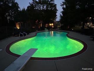 Canton Charter Township, Michigan 48188, United States, 4 Bedrooms Bedrooms, ,4 BathroomsBathrooms,Residential,Active,192250