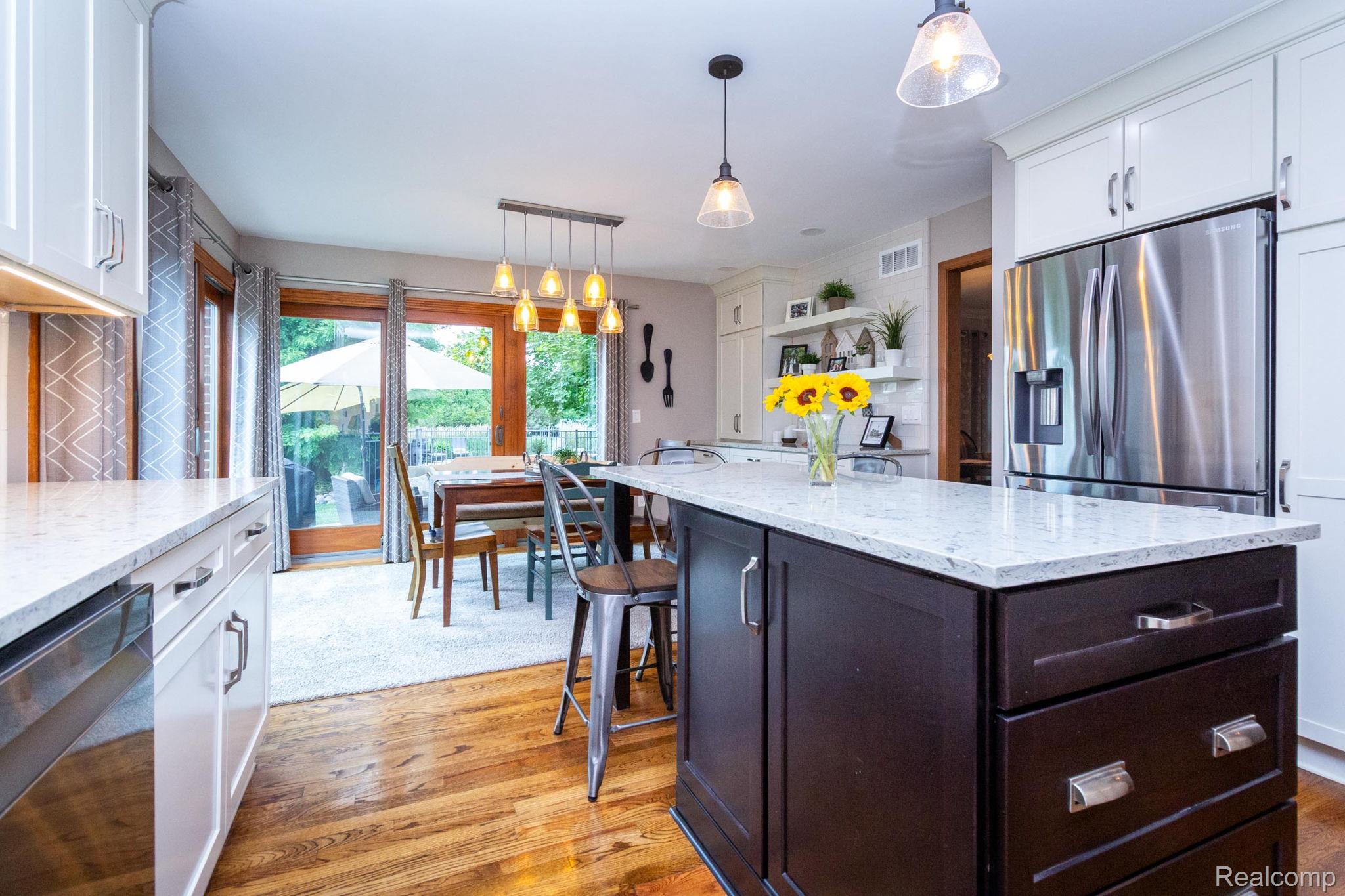 Canton Charter Township, Michigan 48188, United States, 4 Bedrooms Bedrooms, ,4 BathroomsBathrooms,Residential,Active,192250