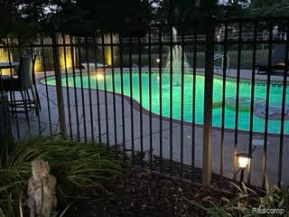 Canton Charter Township, Michigan 48188, United States, 4 Bedrooms Bedrooms, ,4 BathroomsBathrooms,Residential,Active,192250