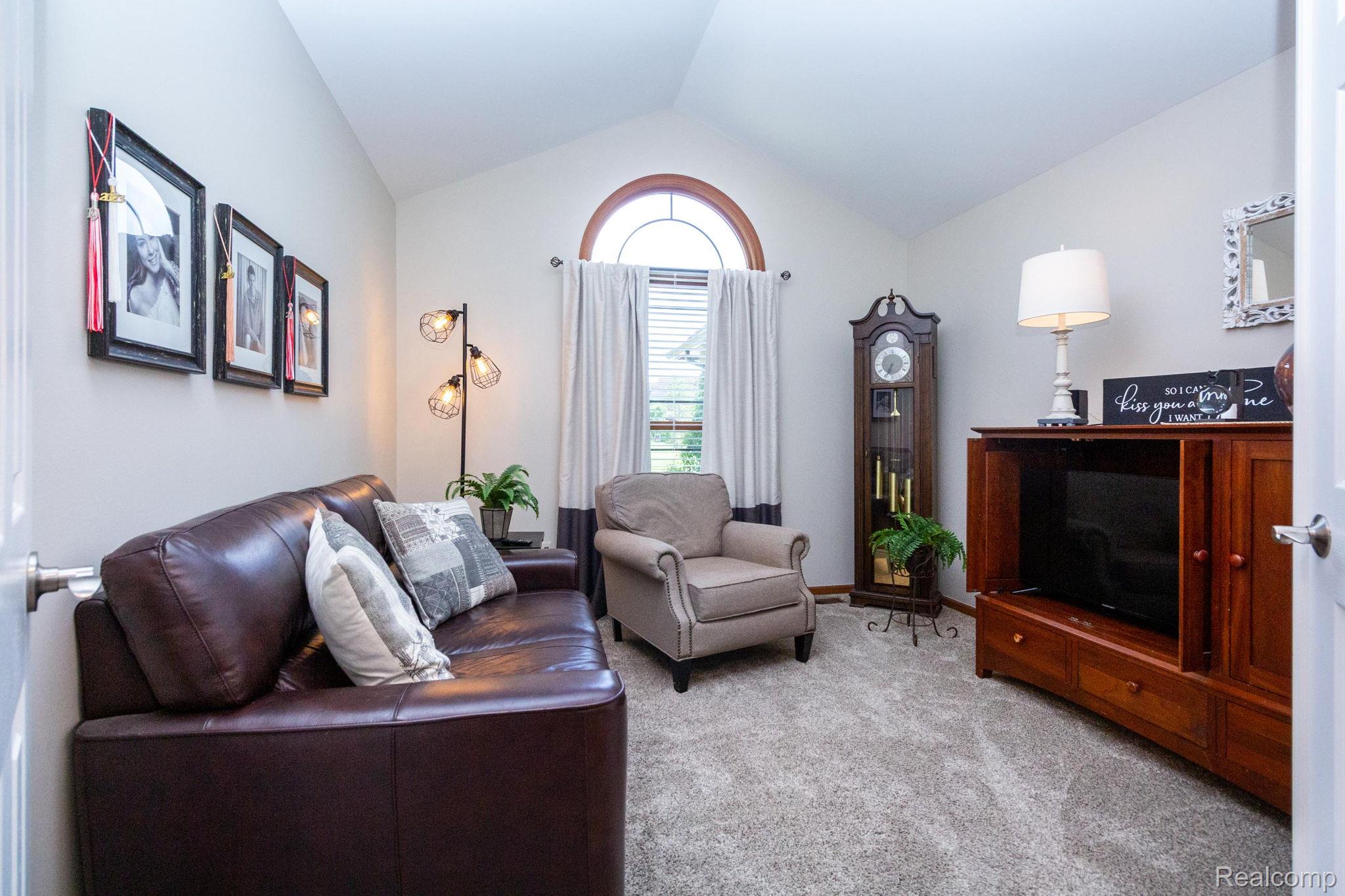 Canton Charter Township, Michigan 48188, United States, 4 Bedrooms Bedrooms, ,4 BathroomsBathrooms,Residential,Active,192250