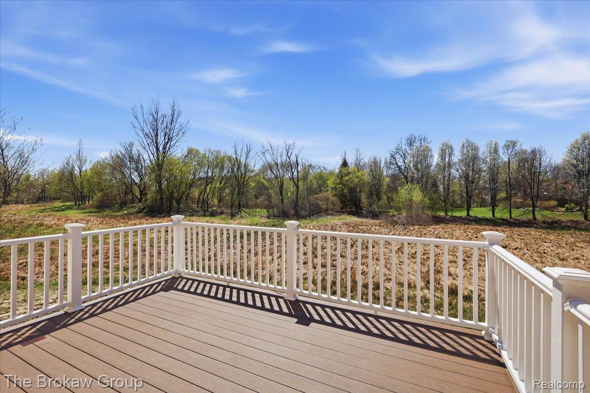 3365 Meadowridge Court