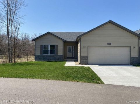 3365 Meadowridge Court Richfield Township MI 48423