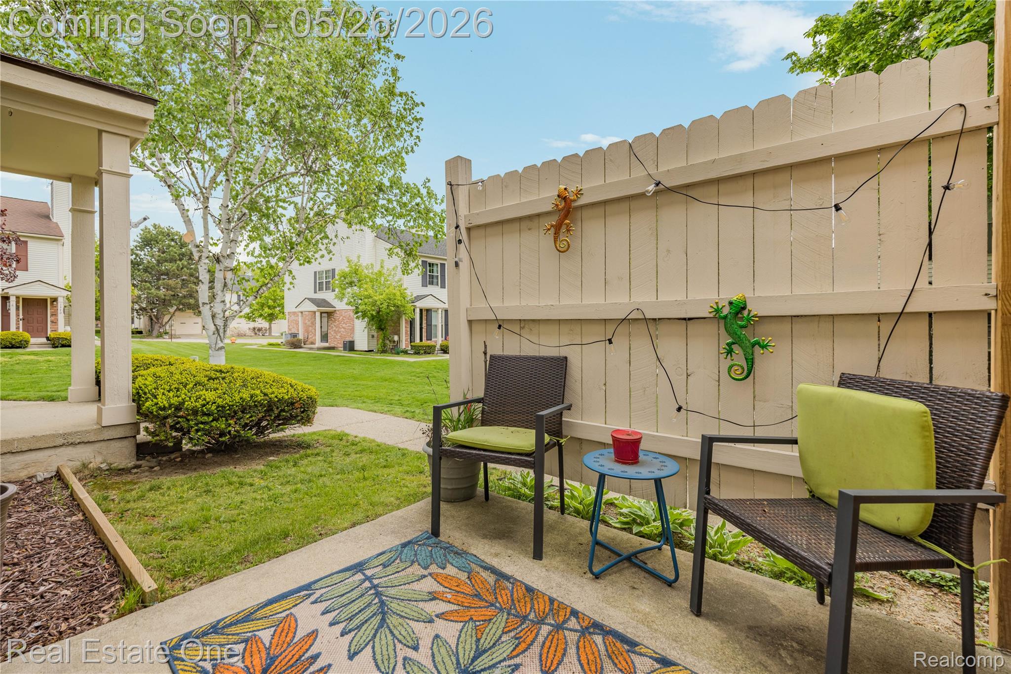 7736 Lake Ridge Drive