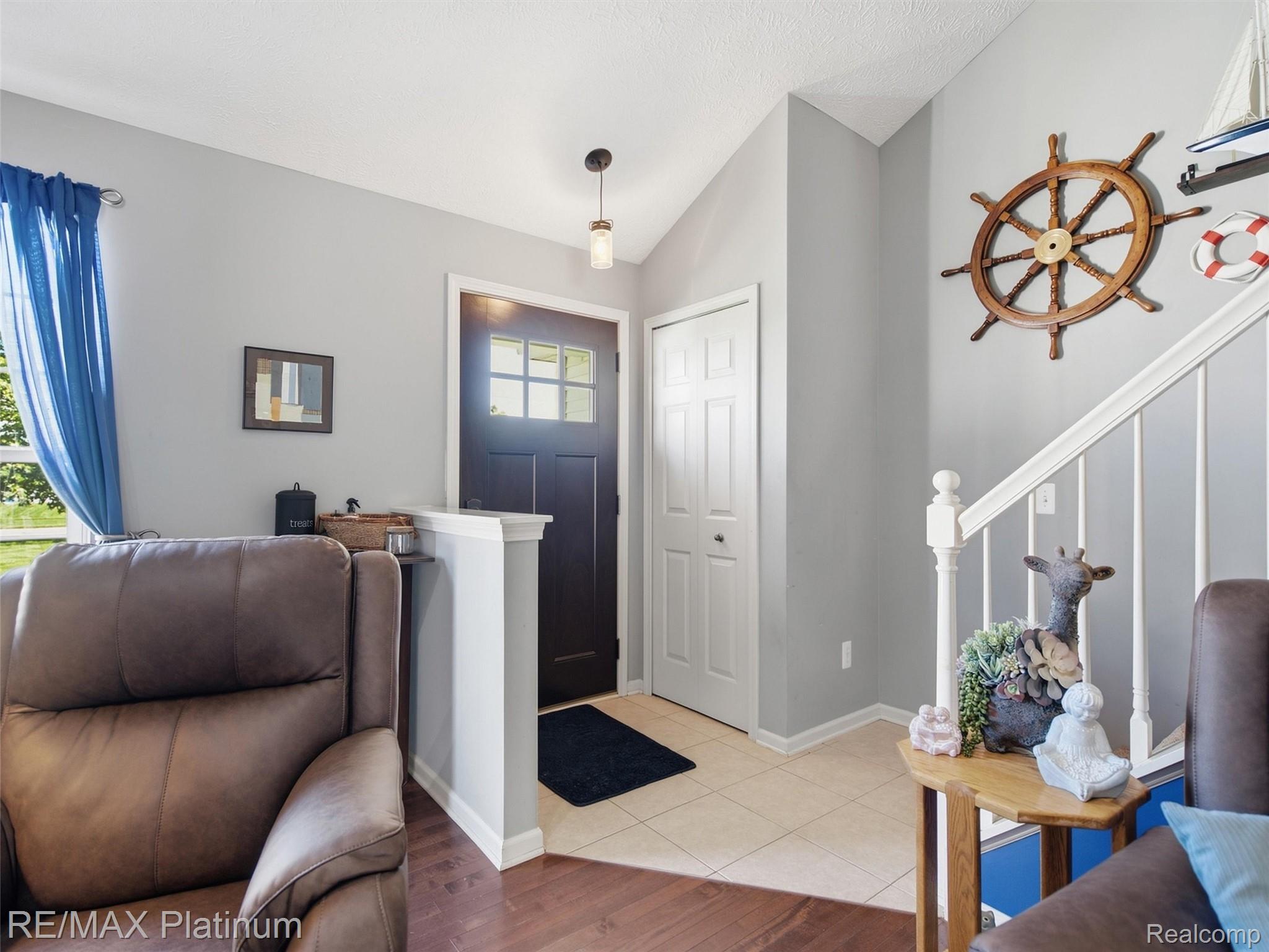 365 Saddlevalley Court