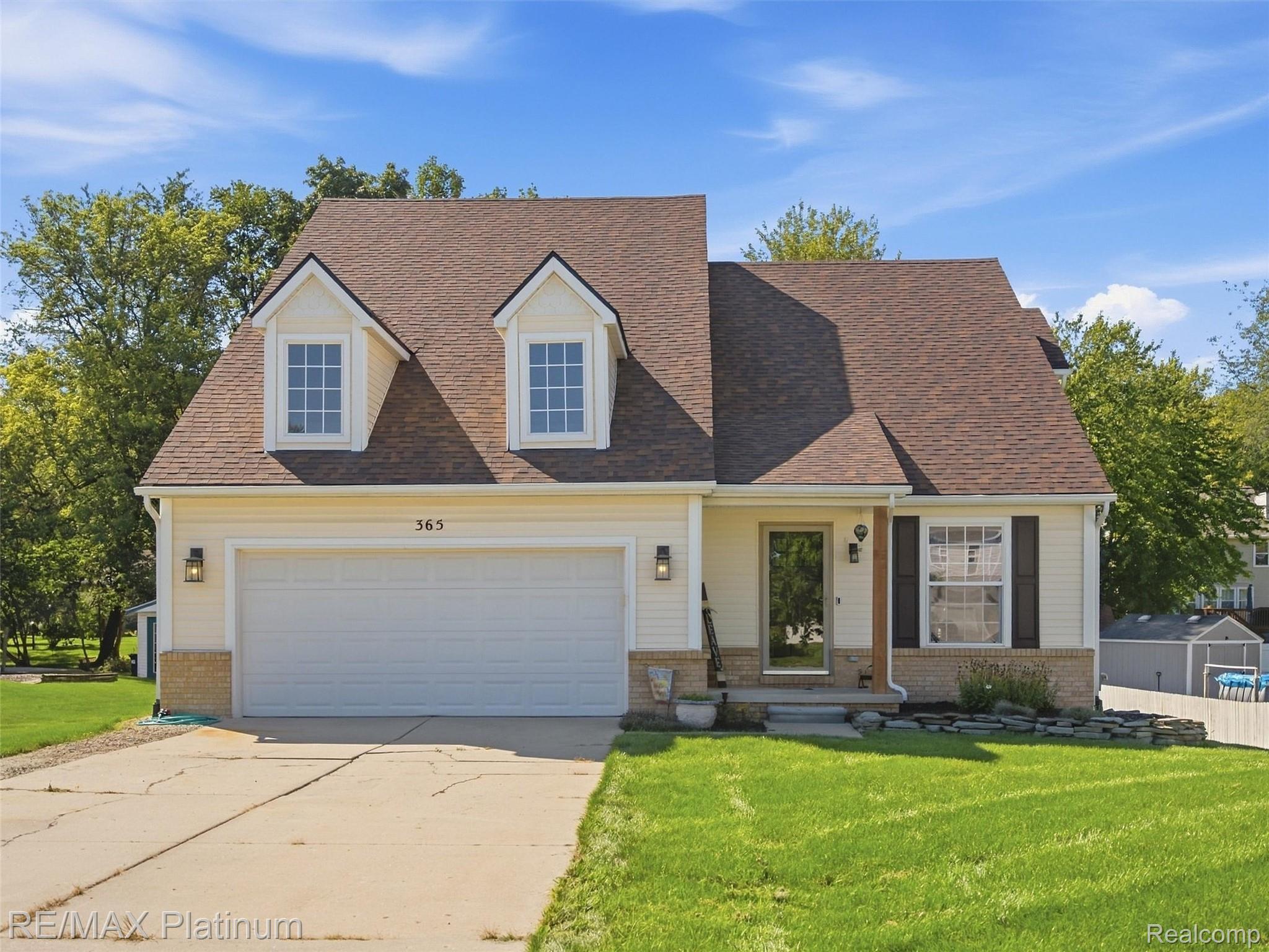 365 Saddlevalley Court