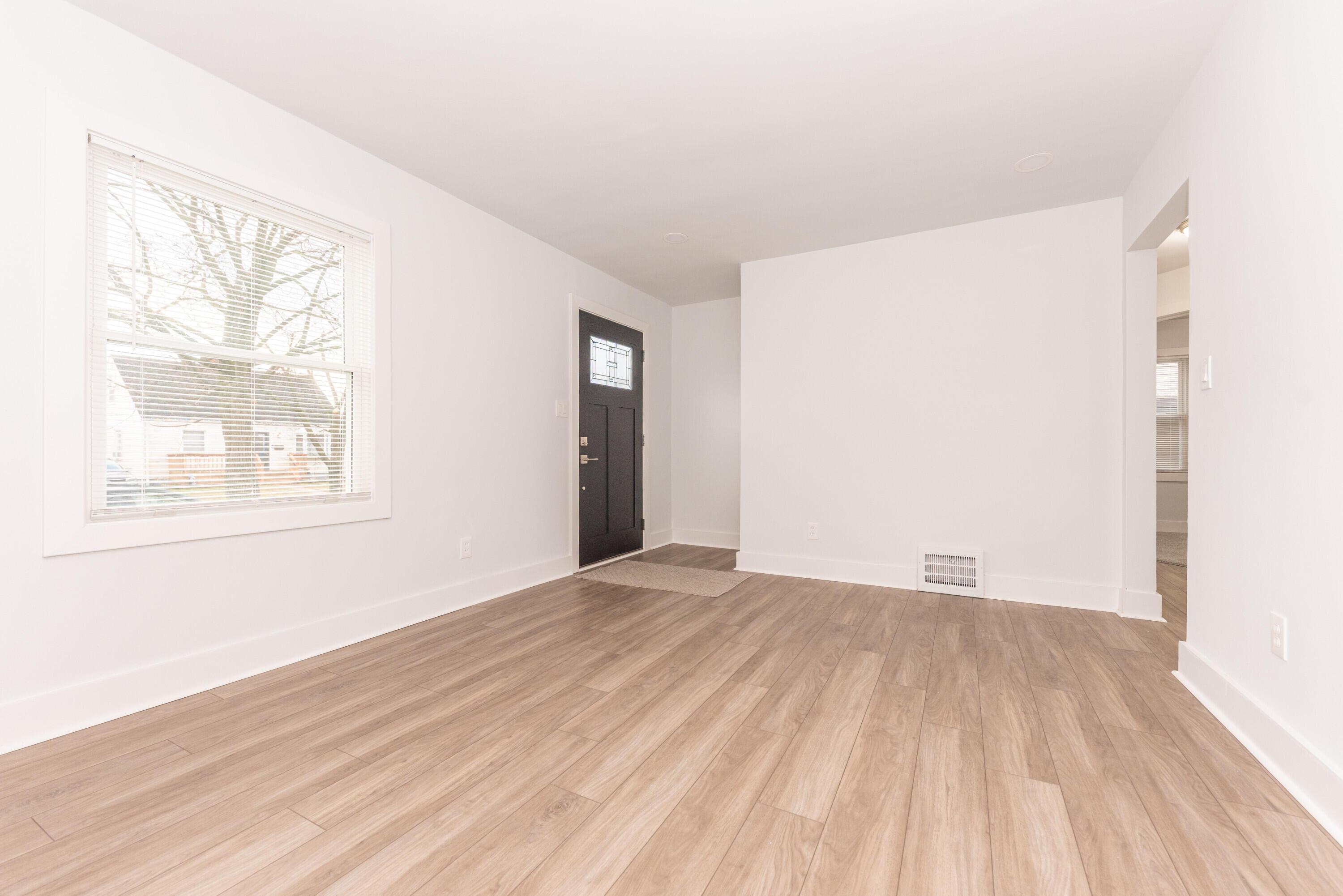 33988 Richard Street