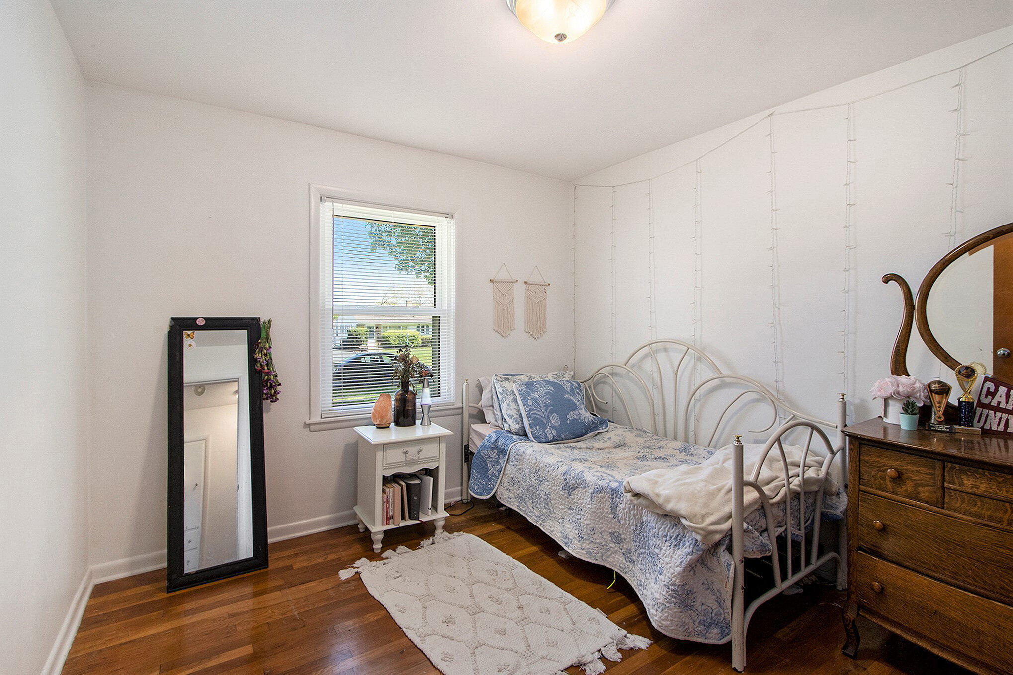 Portage City Kalamazoo, Michigan 49002, United States, 4 Bedrooms Bedrooms, ,2 BathroomsBathrooms,Residential,Active,127003