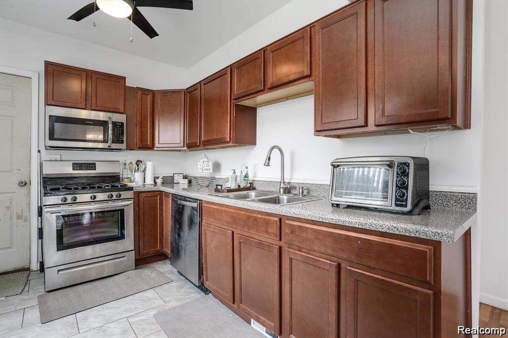 611 Ashland Street