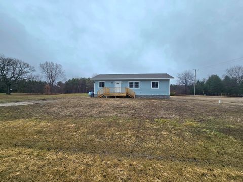 5885 73 1/2 Street South Haven Charter Township MI 49090