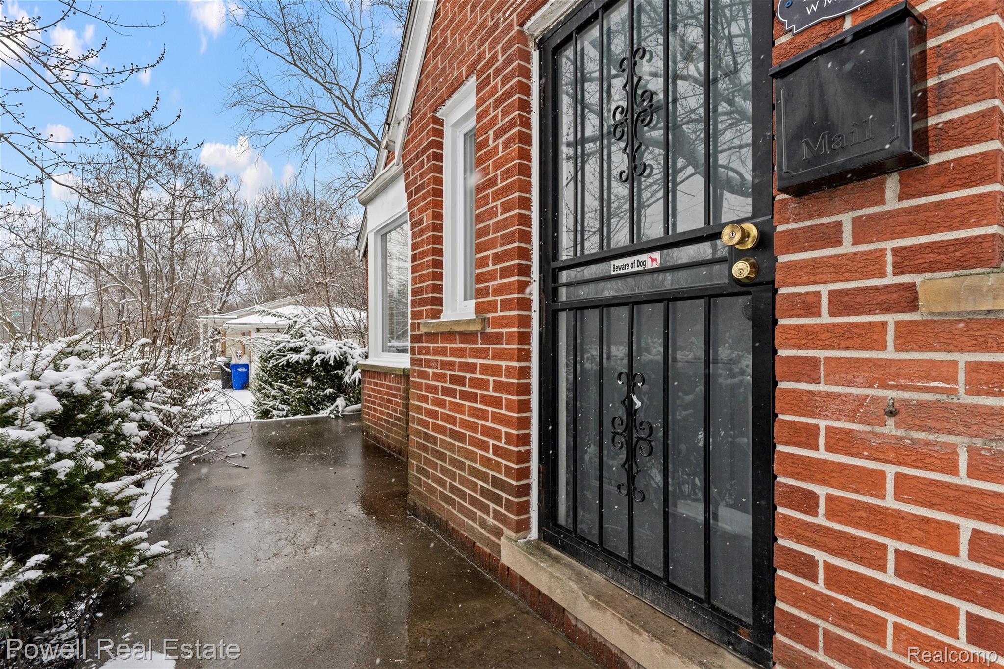 23421 W McNichols Road