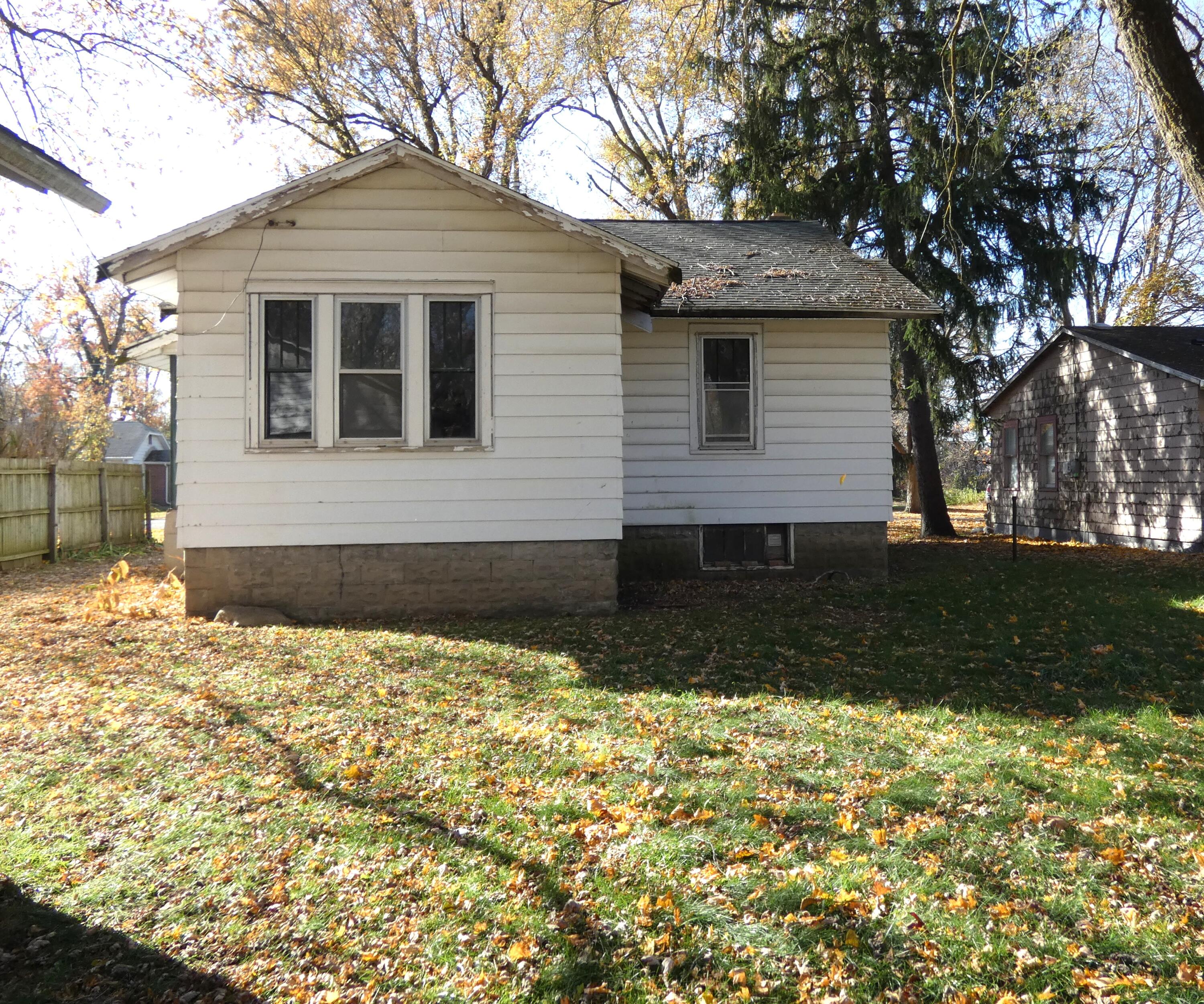 1153 Coolidge Avenue