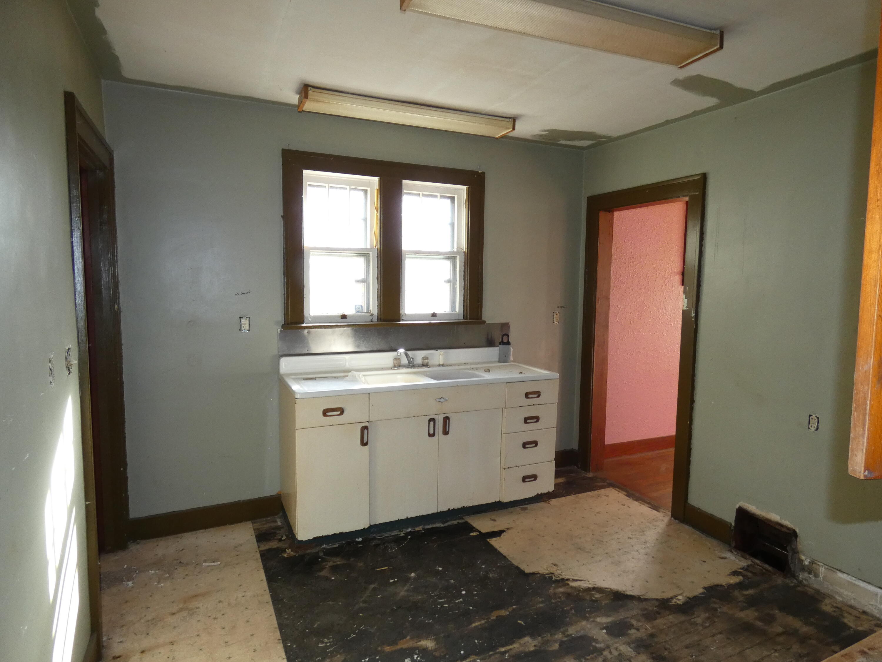 1153 Coolidge Avenue