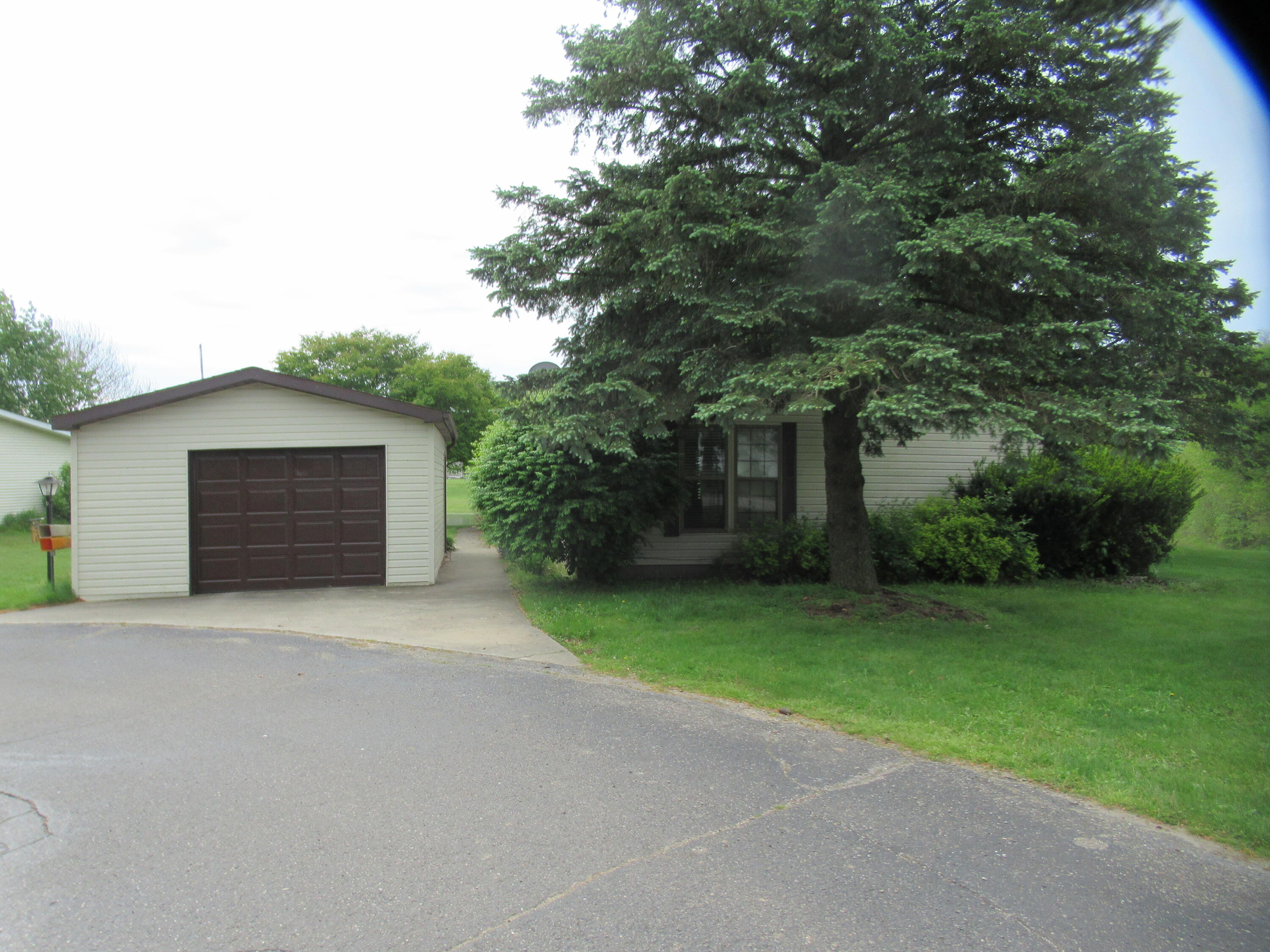 400 E South Street Lot 0