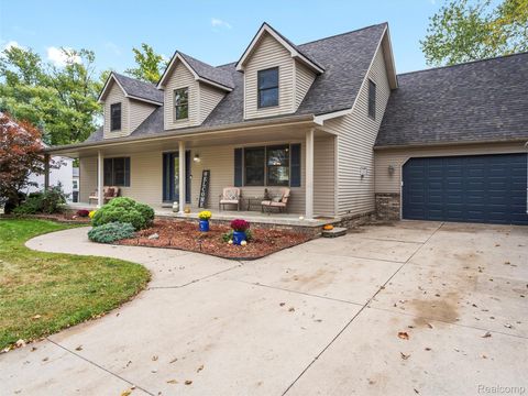 332 E Gates Street Romeo Village MI 48065