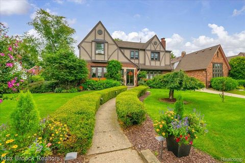 243 Cherokee Road Pontiac City MI 48341